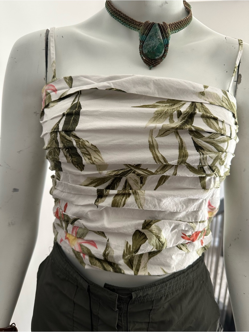 NEW WAYF Tropical Vacation Top – Medium
